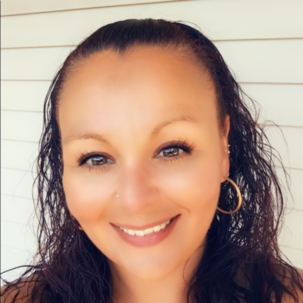 Meet your Posher, Shelly